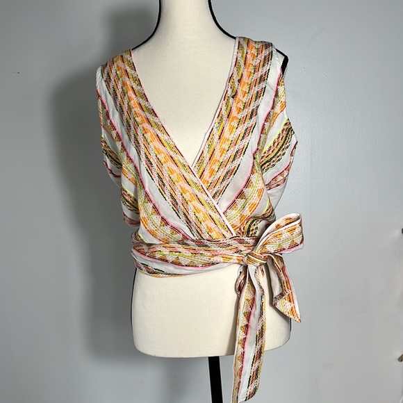 ANTHROPOLOGIE DOLAN EMBROIDERY WRAP TOP SIZE S / M COLOR MIX COLORS NWT - Picture 6 of 13